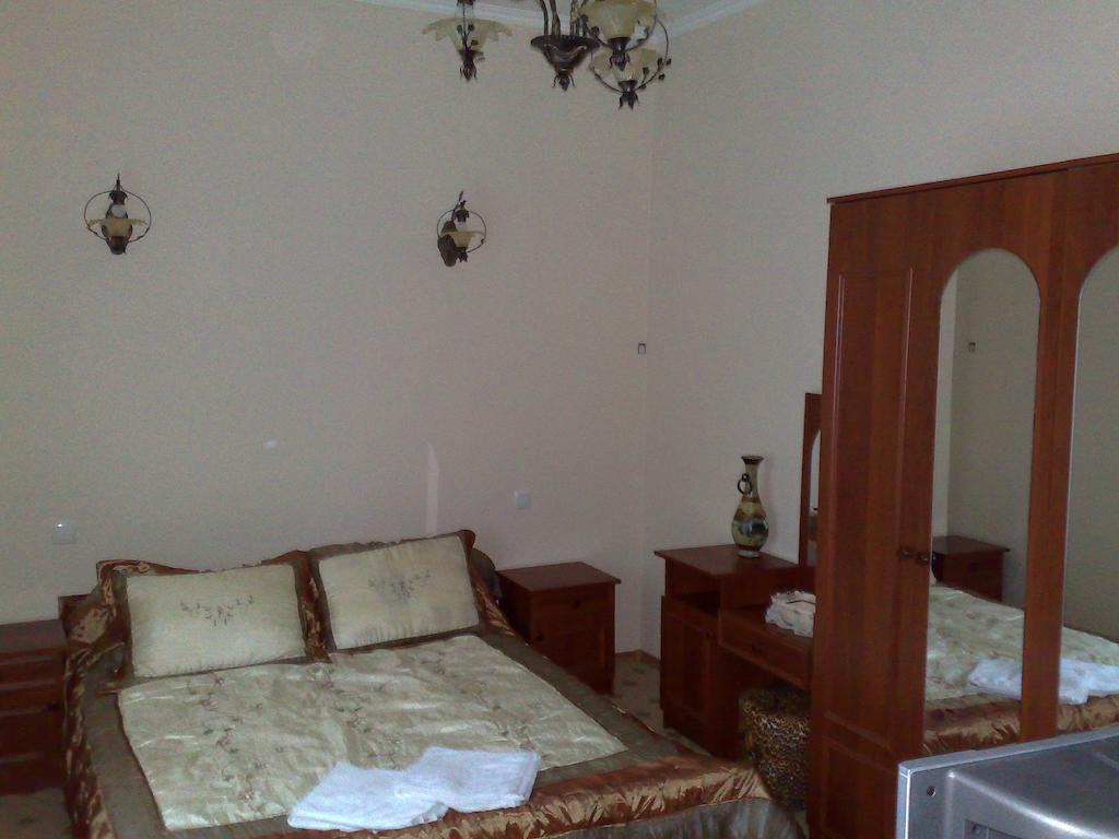 Ekaterininskaya Apartments โอเดสซา ห้อง รูปภาพ